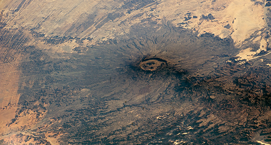 Aufnahme des erloschenen Vulkans Emi Koussi von der ISS aus, Tschad